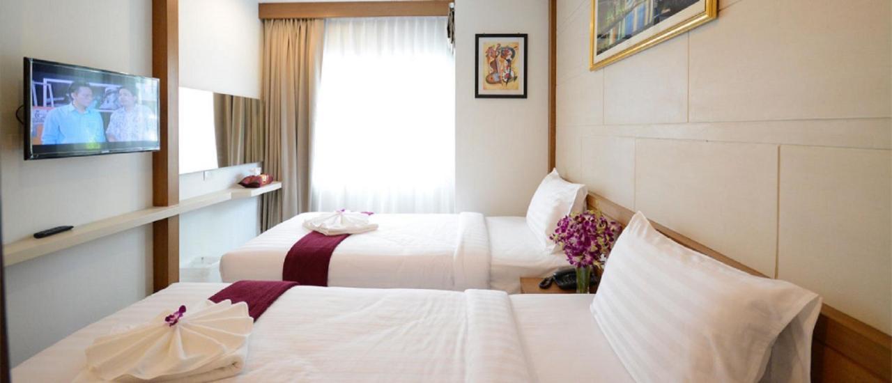 The Patong Center Hotel Phuket Exterior photo