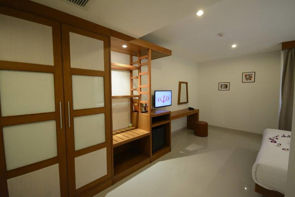 The Patong Center Hotel Phuket Room photo